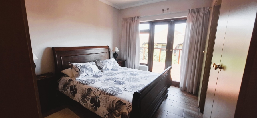 5 Bedroom Property for Sale in Witsand Western Cape